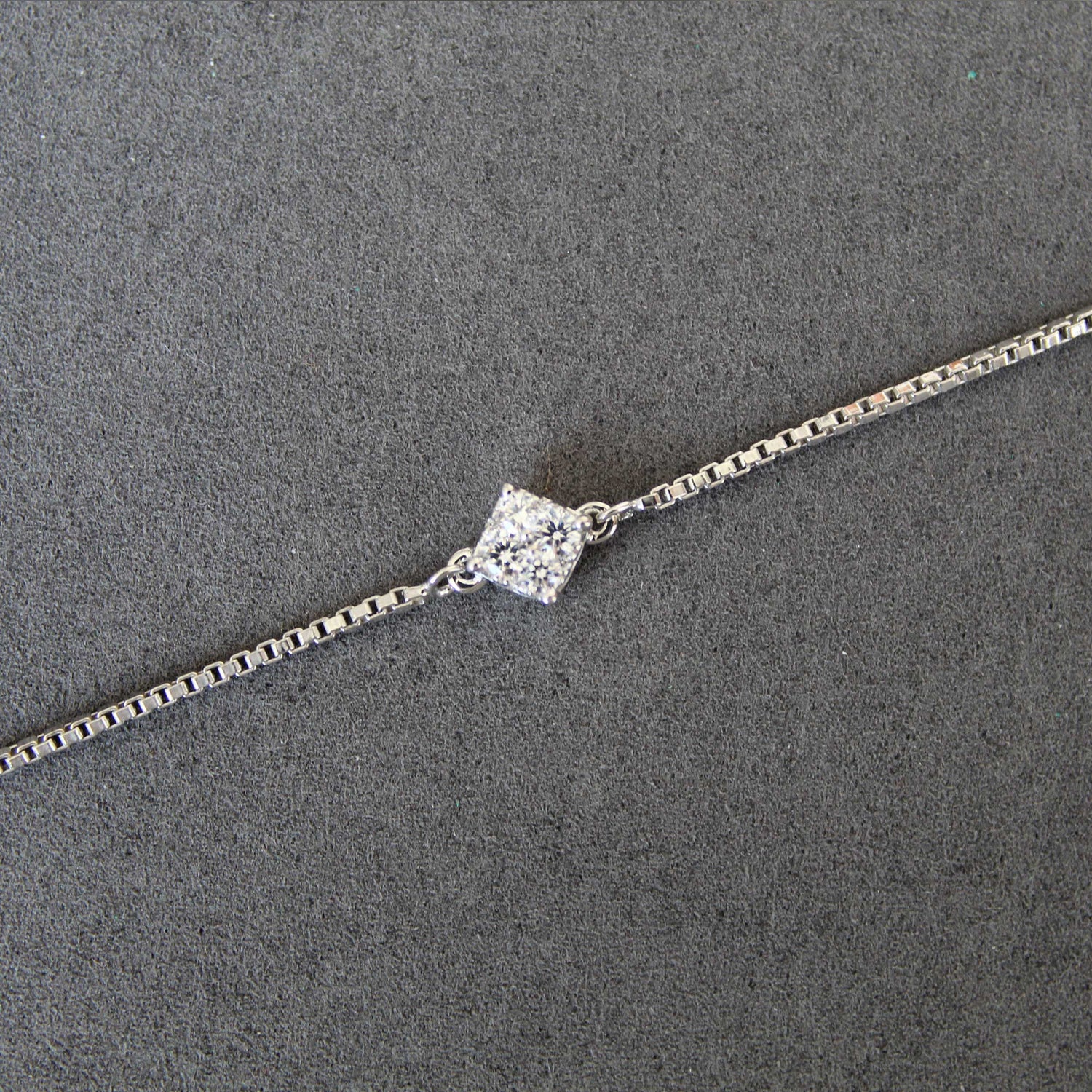 1/4 Cttw Diamond Cushion Cluster Adjustable Chain Bracelet in 925 Sterling Silver