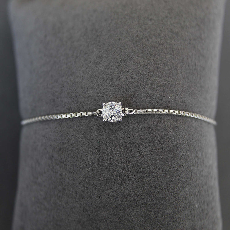 1/4 Cttw Diamond Round Cluster Adjustable Chain Bracelet in 925 Sterling Silver