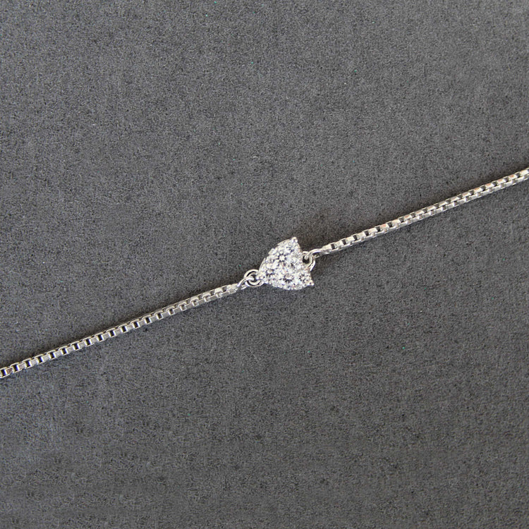 1/4 Cttw Diamond Heart Cluster Adjustable Chain Bracelet in 925 Sterling Silver