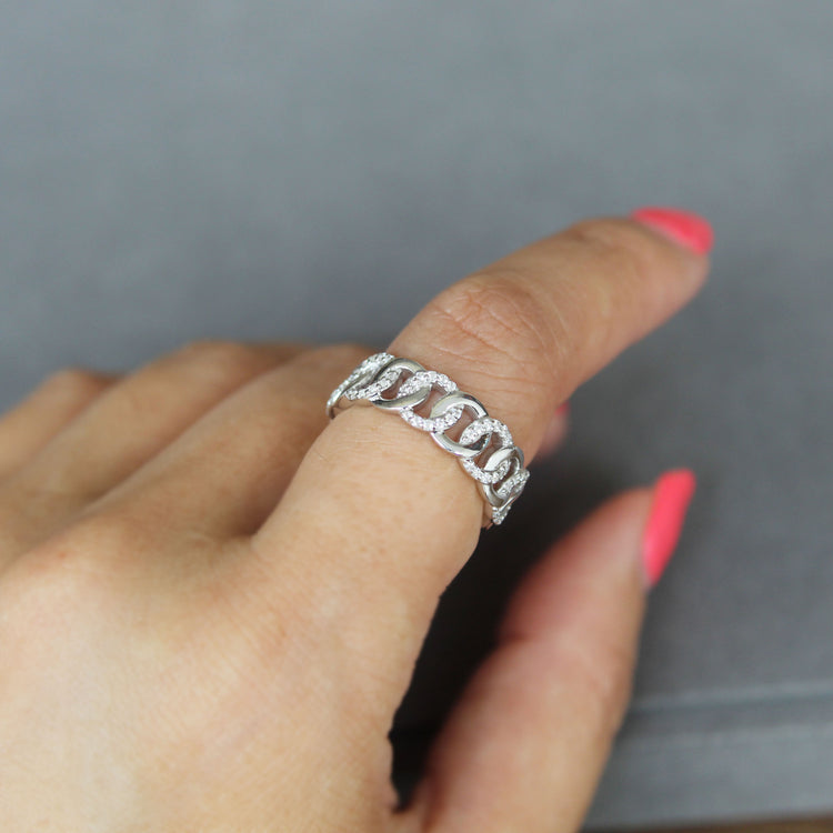 1/3 CT TW Diamond Link Pave Ring in Sterling Silver