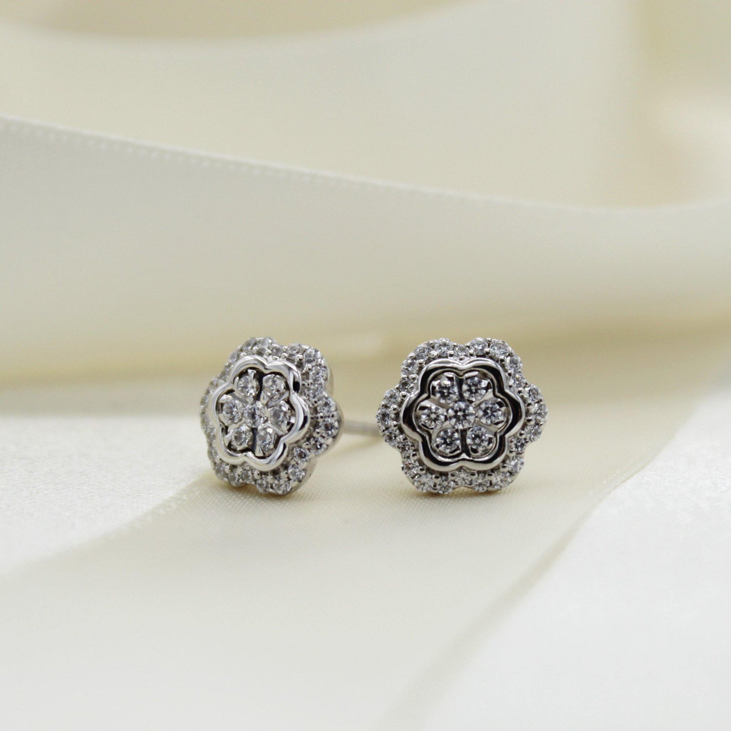 Diamond Floral flower Cluster Stud Earring in Sterling Silver popular musthave