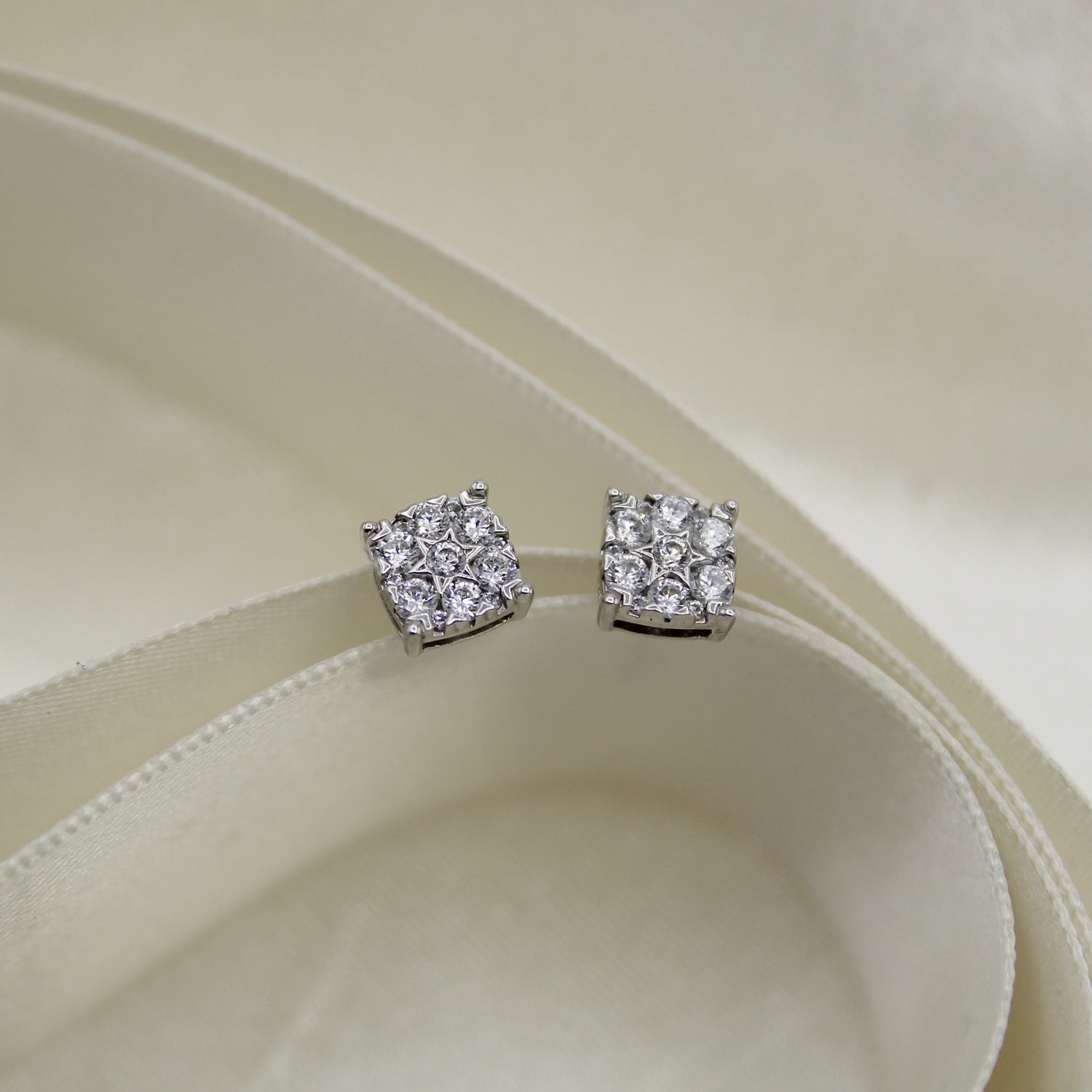 Star Motif 1/2 Cttw - 1.0 Cttw Natural Diamond Cluster Stud Earrings in Sterling Silver