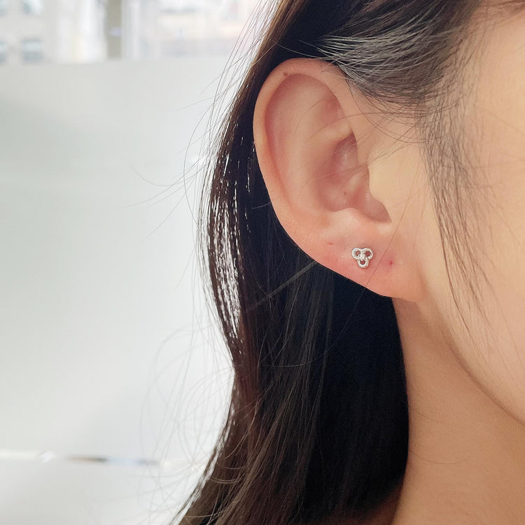 1/60 Cttw Natural Diamond Pansy Flower Stud Earrings in 925 Sterling Silver