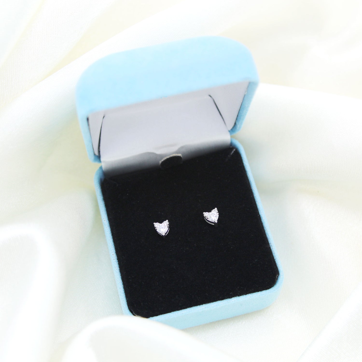 Heart 1/4 Ctw Natural Diamond Stud Earrings set in 925 Sterling Silver fine jewelry birthday holiday valentinesday gift under$100