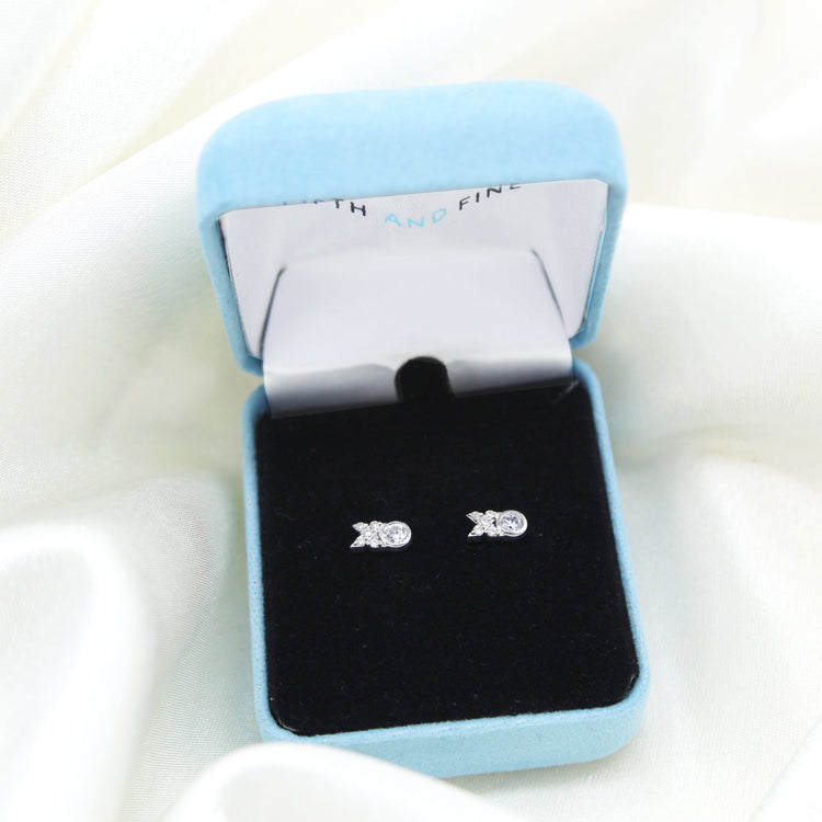 XO 1/4 Ctw Natural Diamond Stud Earrings set in 925 Sterling Silver fine jewelry