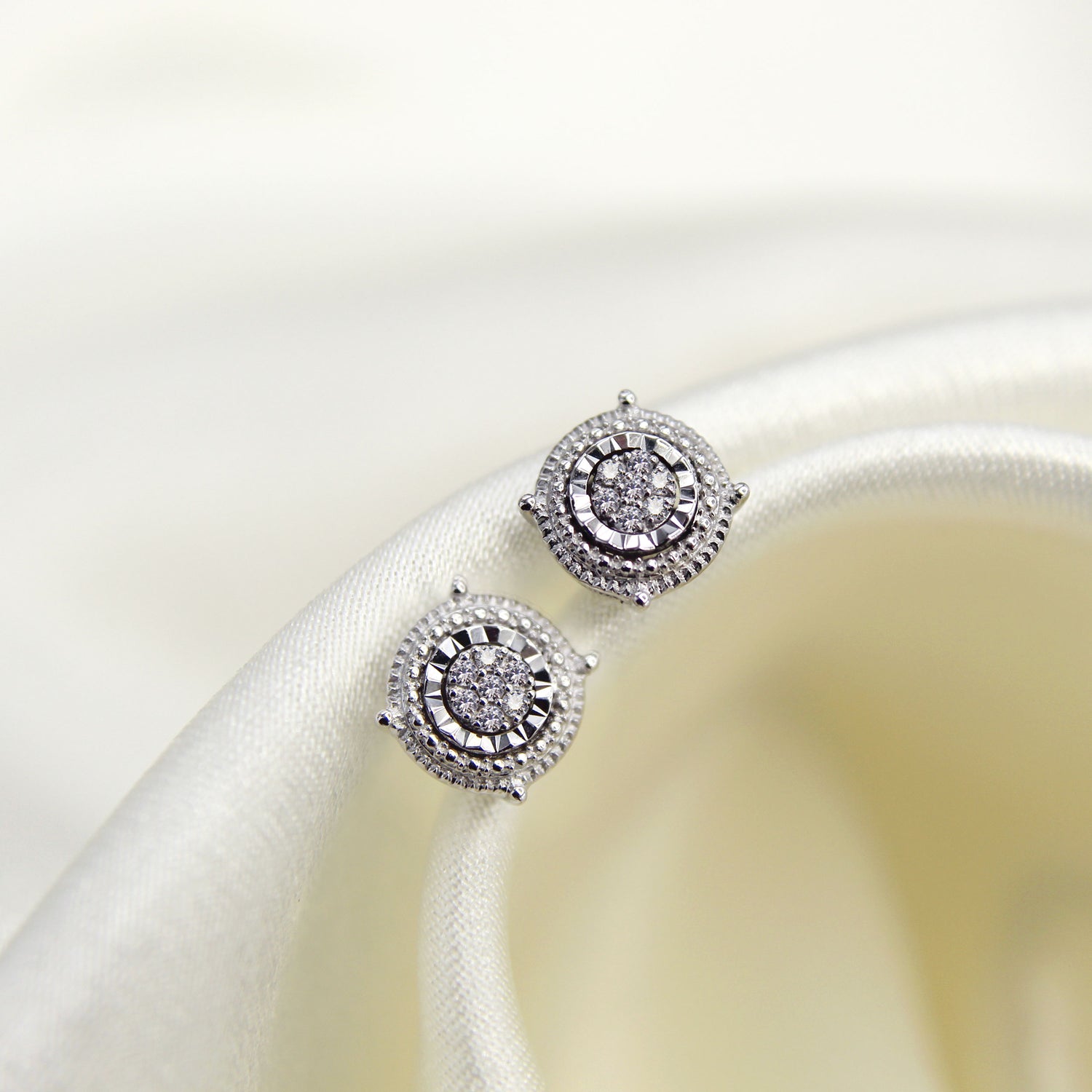 Round Miracle Setting 1/10 Ctw Natural Diamond Stud Earrings set in 925 Sterling Silver fine jewelry holiday birthday valentinesday gift under$50