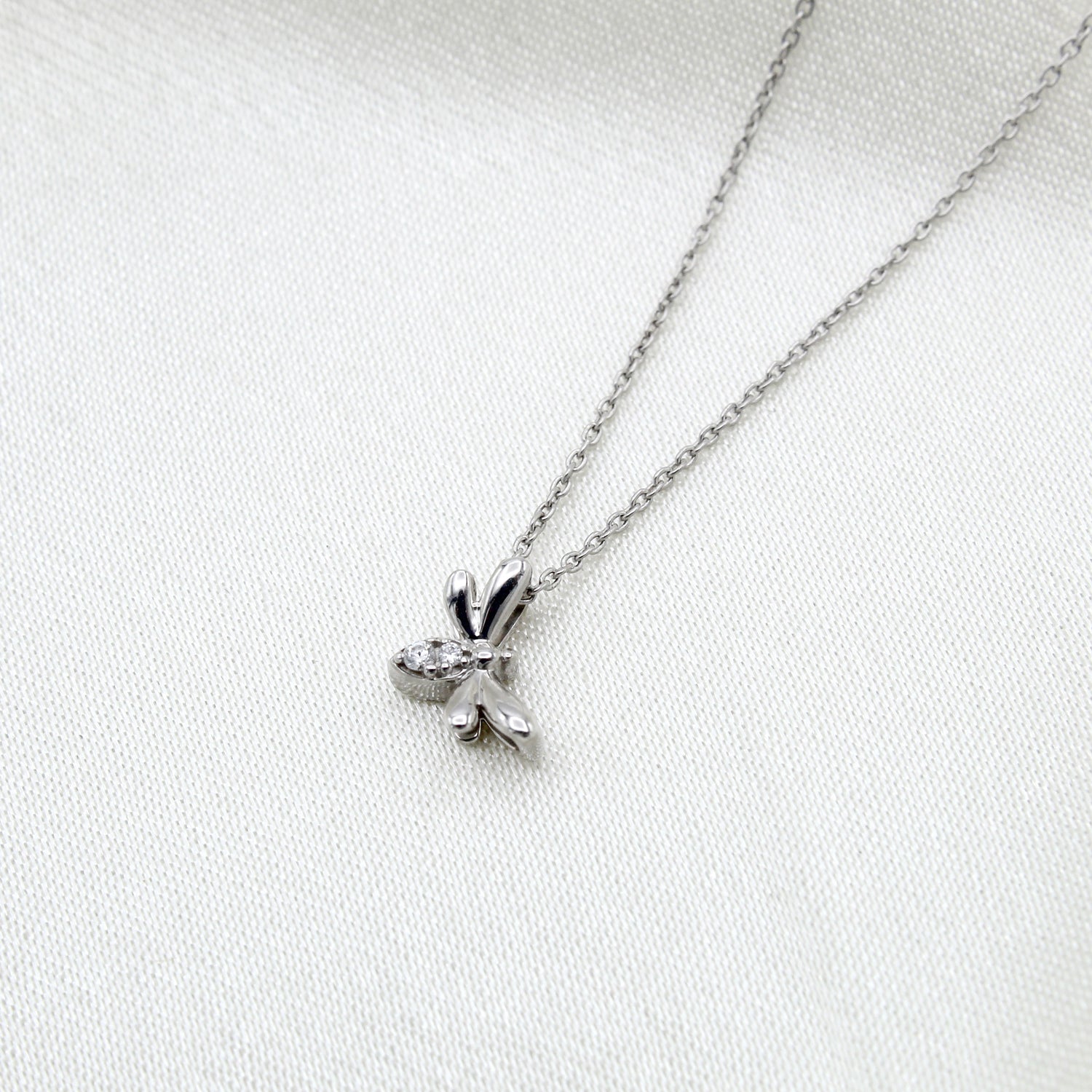 Bee 1/40 Cttw Natural Diamond Pendant Necklace set in 925 Sterling Silver