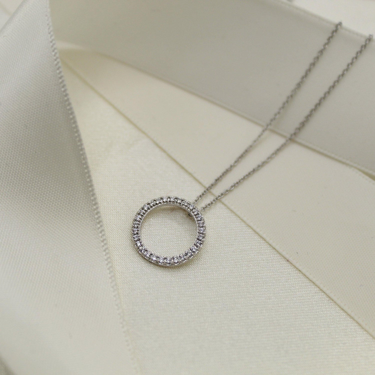 1/5ct tw Diamond Circle Pendant in Sterling Silver