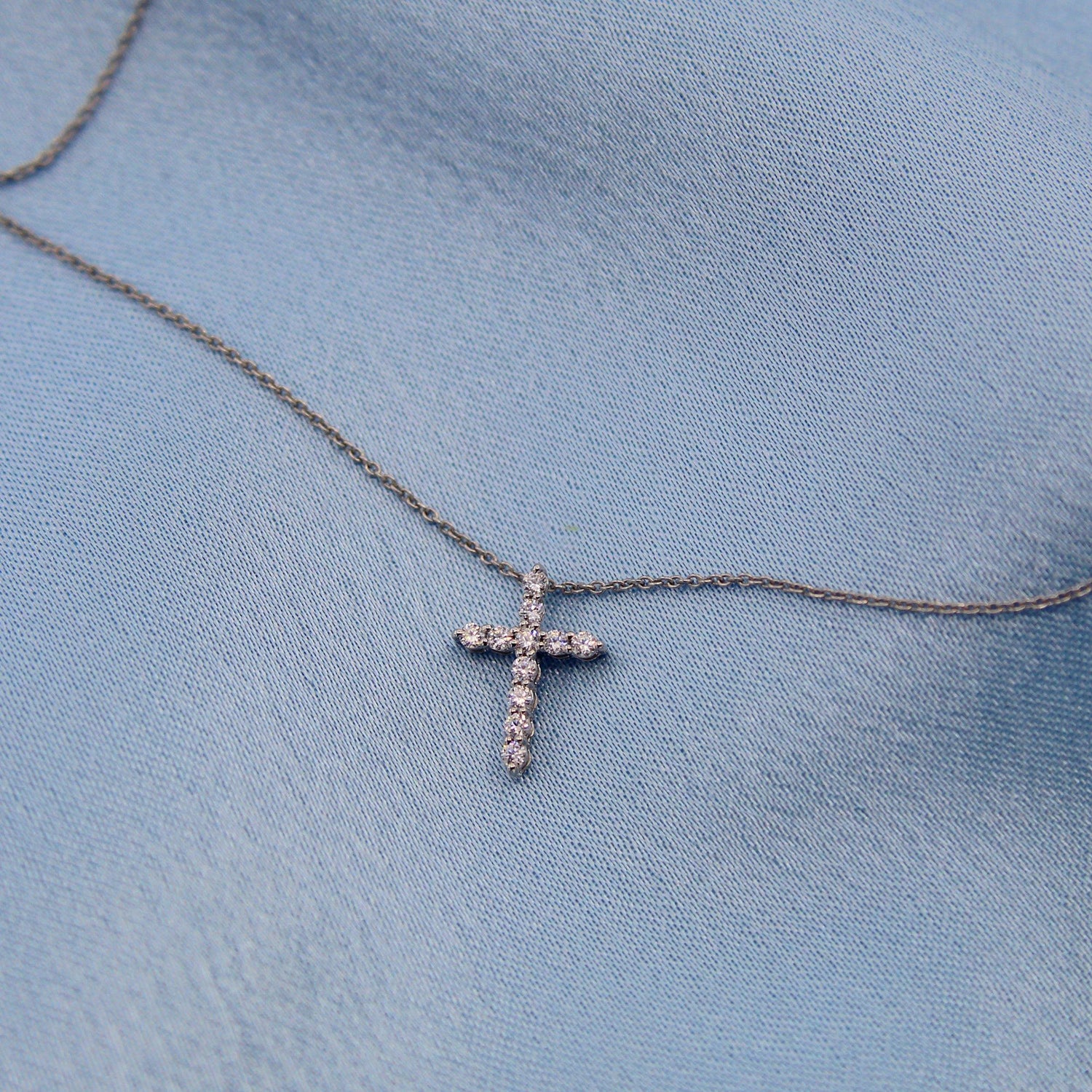 cross natural diamond pendant necklace jewelry newyork