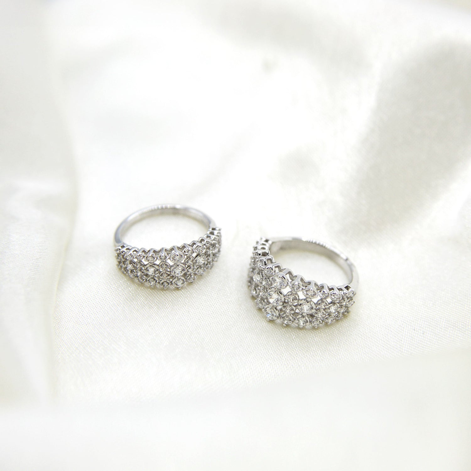 1.0CT TW Diamond Anniversary Ring in Sterling Silver bridal engagement