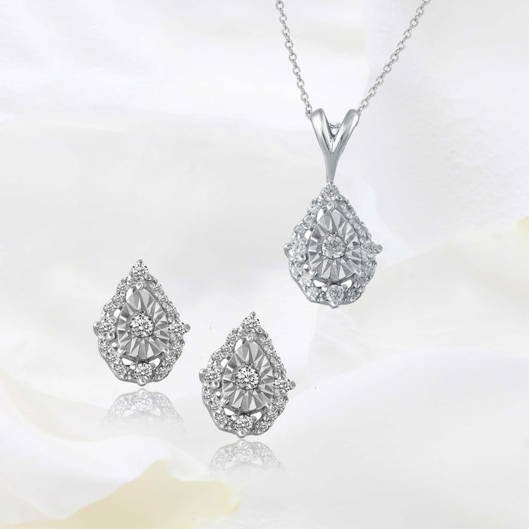 Set of 2 : 3/10CT TW Diamond Teardrop Pear Cluster Pendant & Earrings in Sterling Silver