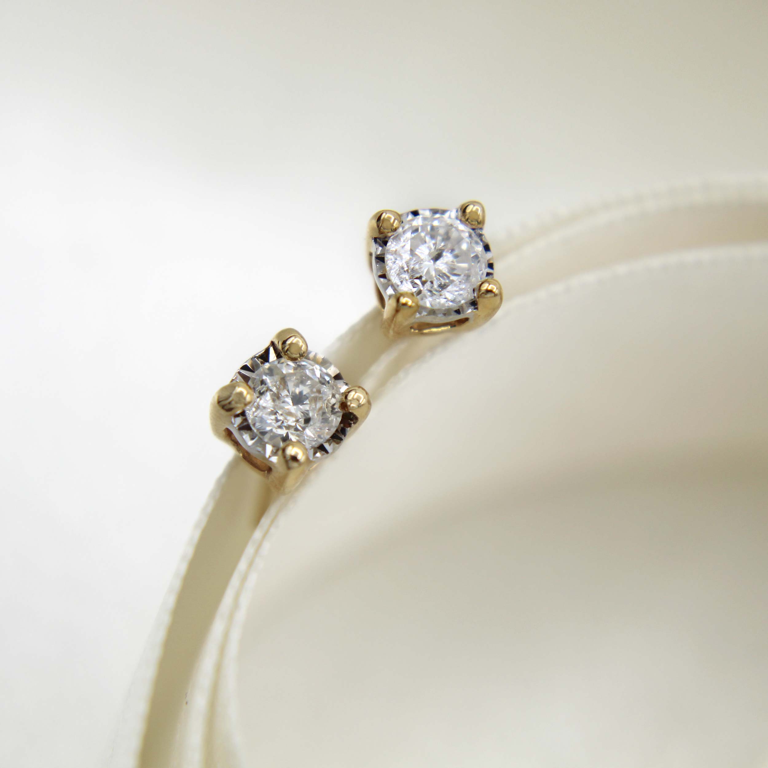 Second Hand 14ct Yellow Gold 0.90ct Diamond Cluster Stud Earrings -  thbaker.co.uk