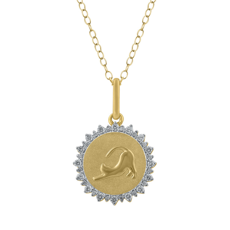 1/4 Cttw Lab-Grown Diamond Stretching Cat Medallion Coin Necklace pendant jewelry K18 yellow gold 925 sterling silver