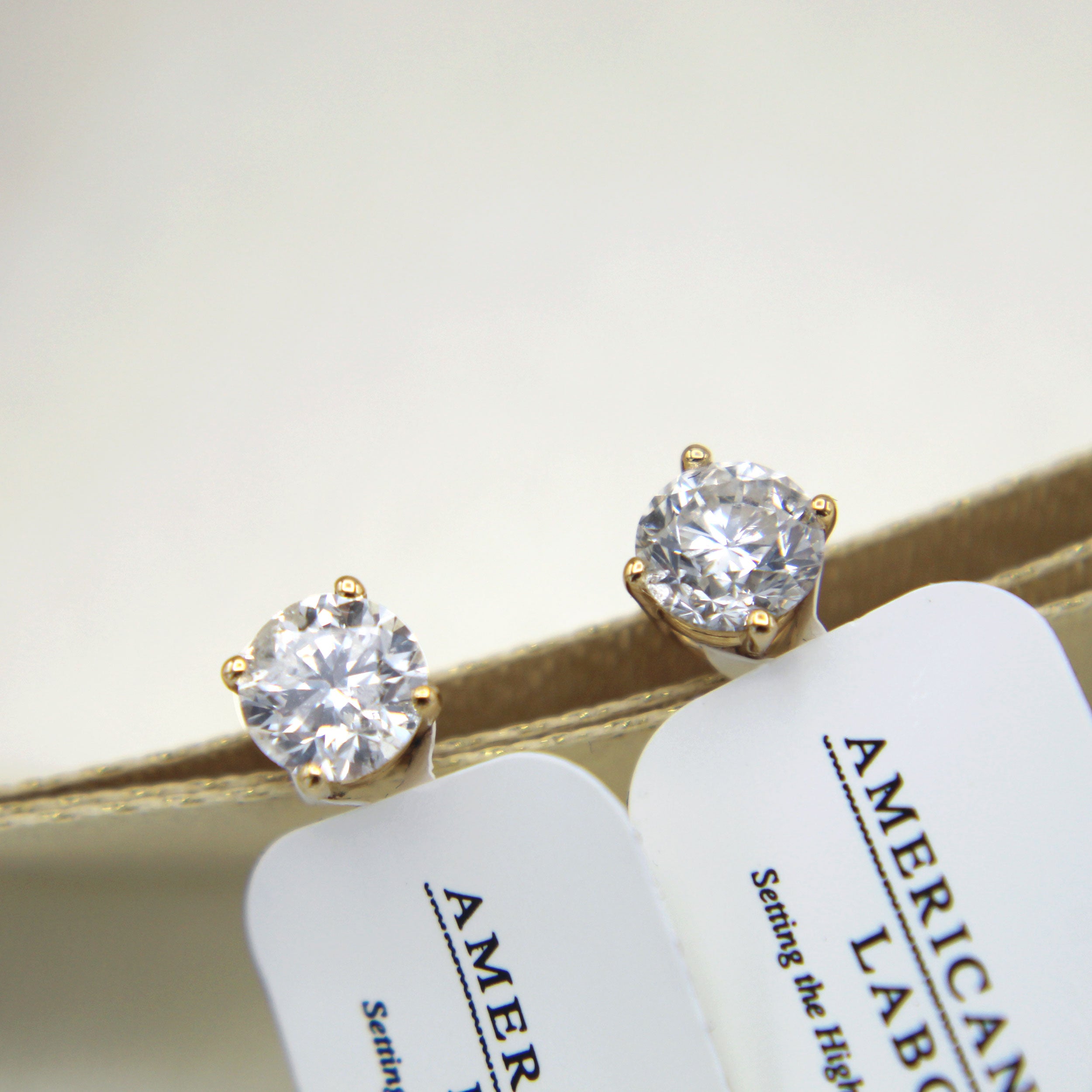 0.80cttw H-SI2 Natural Diamond Studs